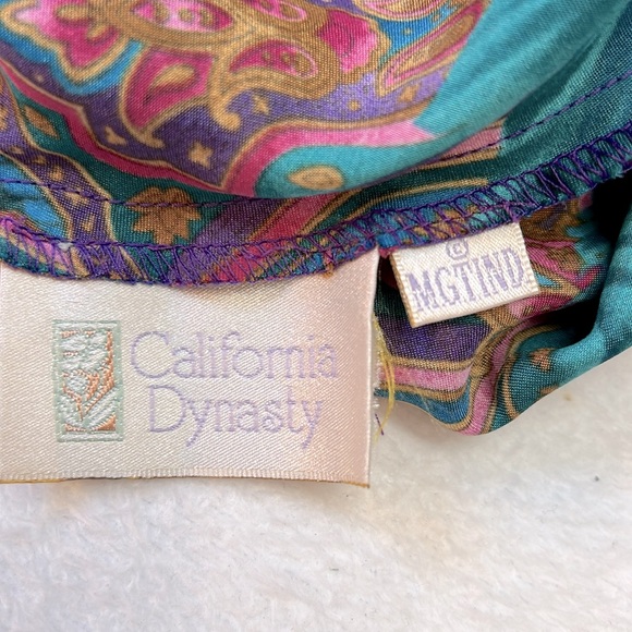 Vintage California Dynasty Chemise and Robe Set. Size PS. EUC. Missing belt. - Picture 8 of 10